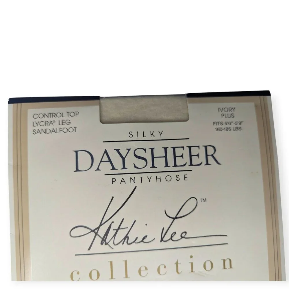 Kathie Lee Collection Ivory Plus Silky Daysheer Control Top Pantyhose Unused
